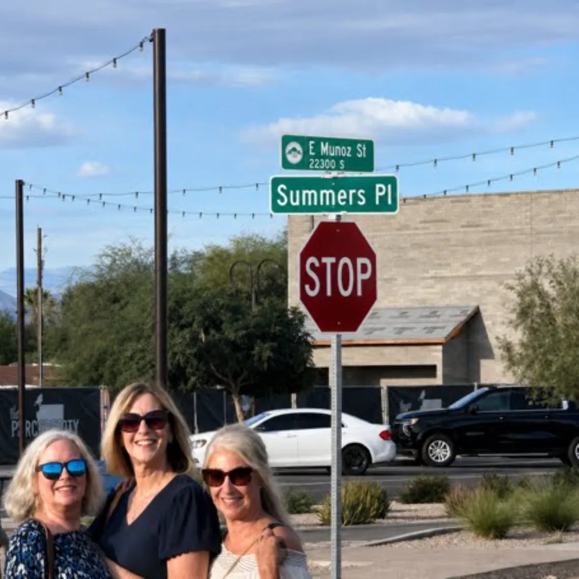 Food trucks and crowds at the Queen Creek Feastival on a Friday evening